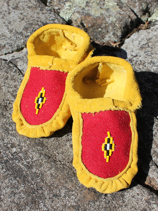 Ojibway Baby Moccasins - Assorted Deerskin
