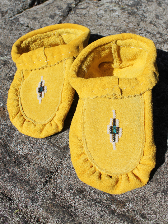 Ojibway Baby Moccasins - Assorted Deerskin